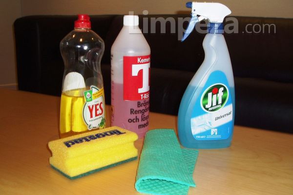 Produtos de limpeza: o que não deve faltar em casa