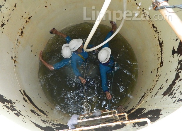 Limpeza de caixa d'agua