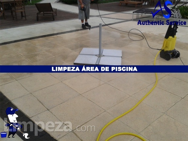 Limpeza área de piscina