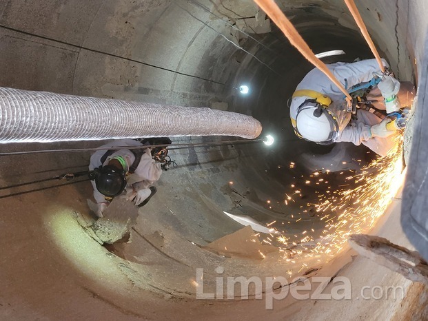 Manutenção e limpezas de silos industriais 