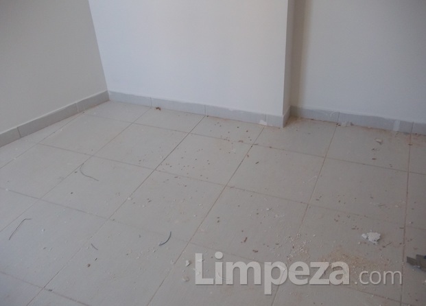 Apartamento antes do serviço de pós-obra