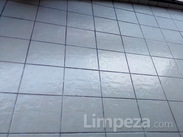 Piso de cerâmica 