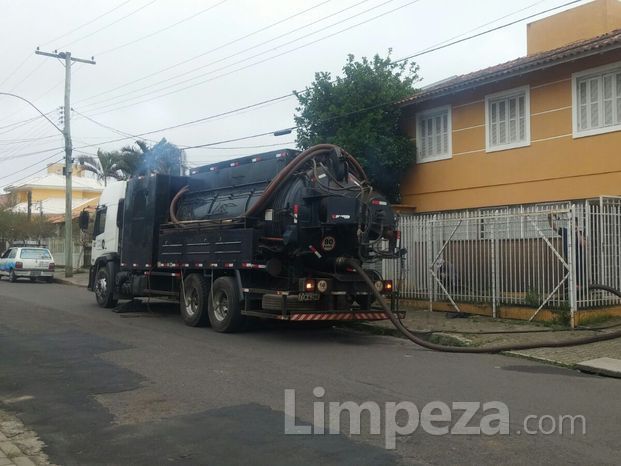 Hidrojateamento e sucção