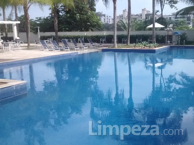 Piscina limpa