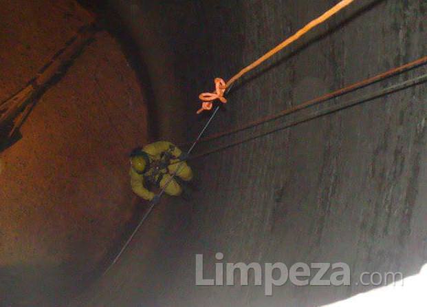 Limpeza de cisterna